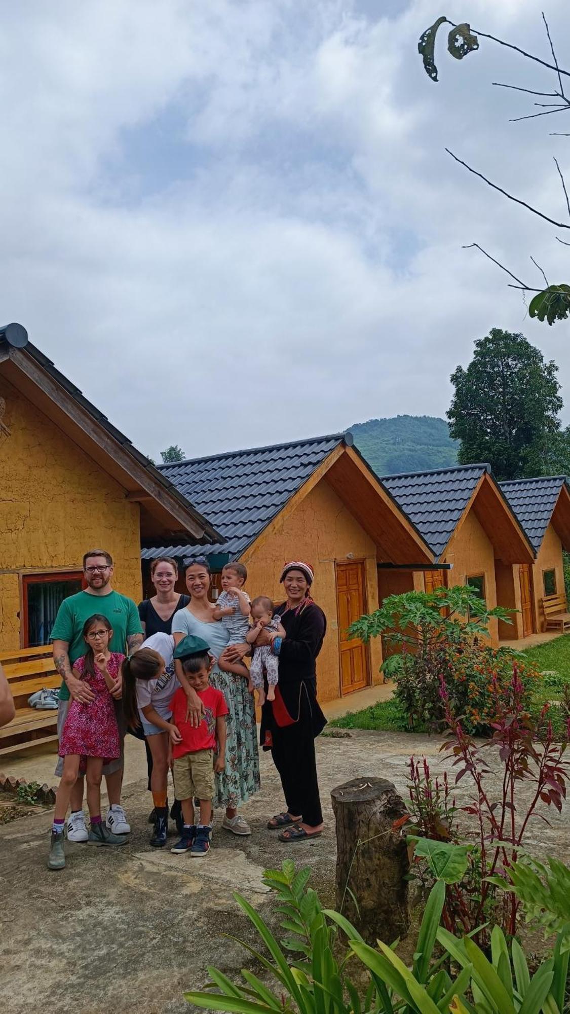 Hong Thu Homestay & Bungalow Quan Ba Bagian luar foto