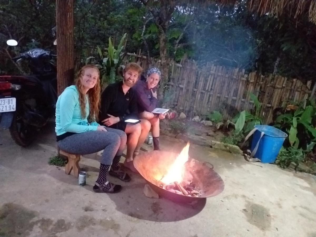 Hong Thu Homestay & Bungalow Quan Ba Bagian luar foto